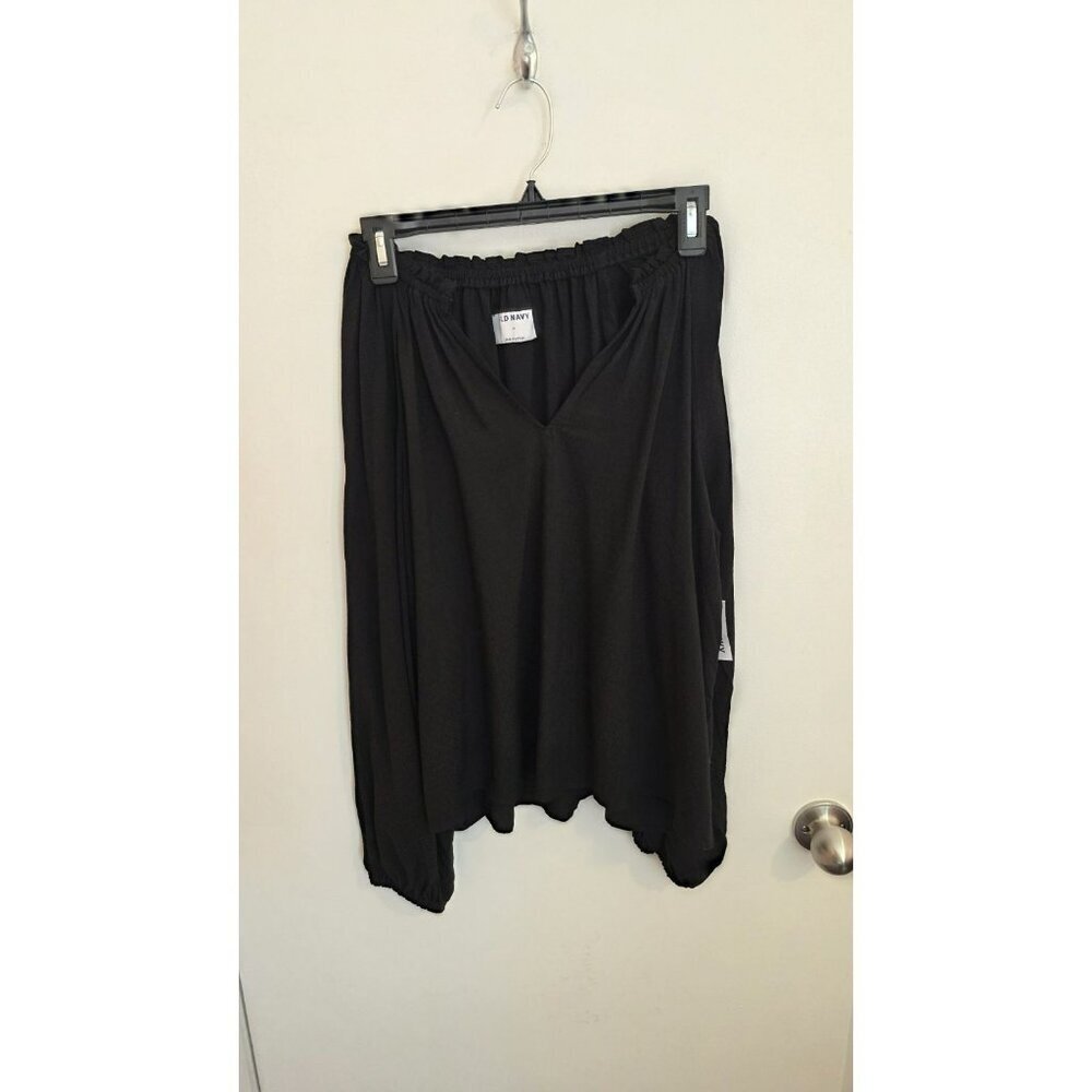 Old Navy Blouse Black Jack Long Sleeve VNeck Womens Size Medium Whimsigoth NWT